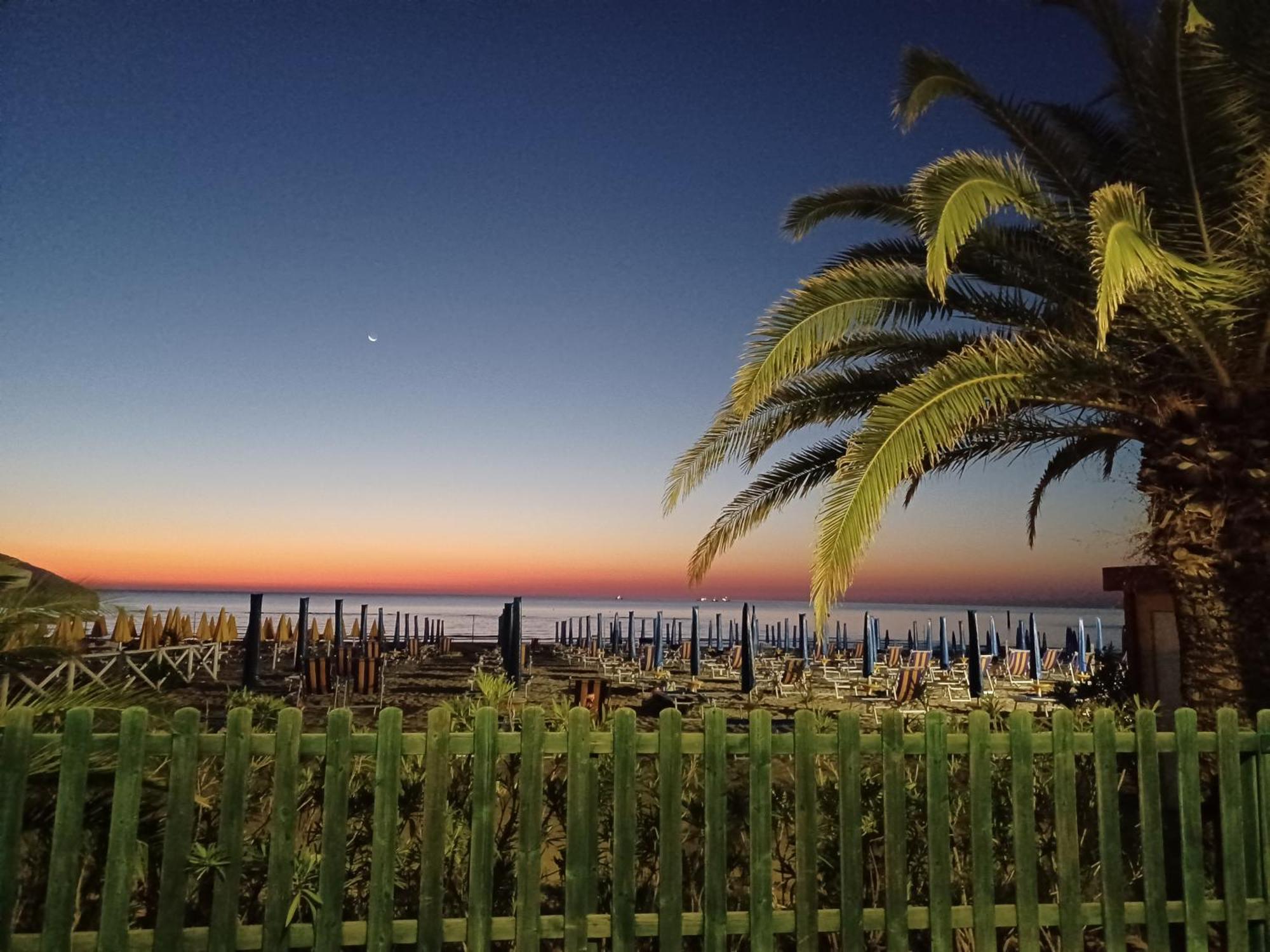 Appartamento Felicia San Benedetto del Tronto Exterior photo